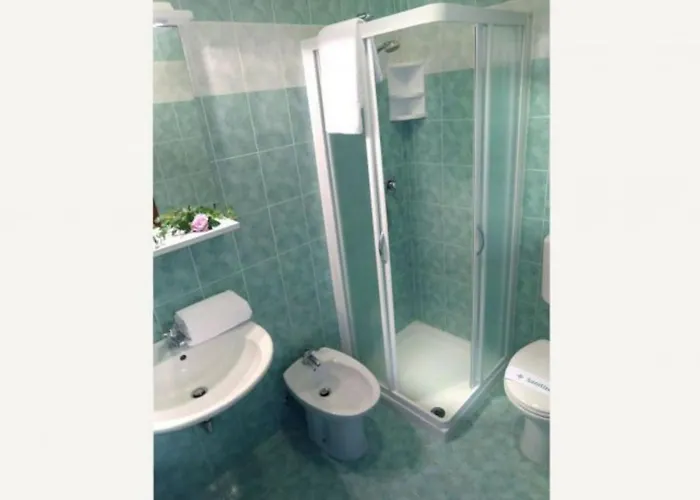 Sunlit Terrace Steps From The Sea Διαμέρισμα Μπιμπιόνε