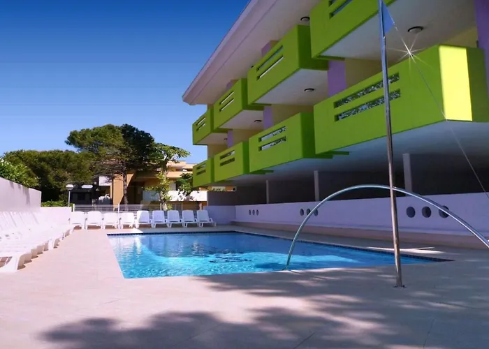 Appartamento Sunlit Terrace Steps From The Sea Bibione